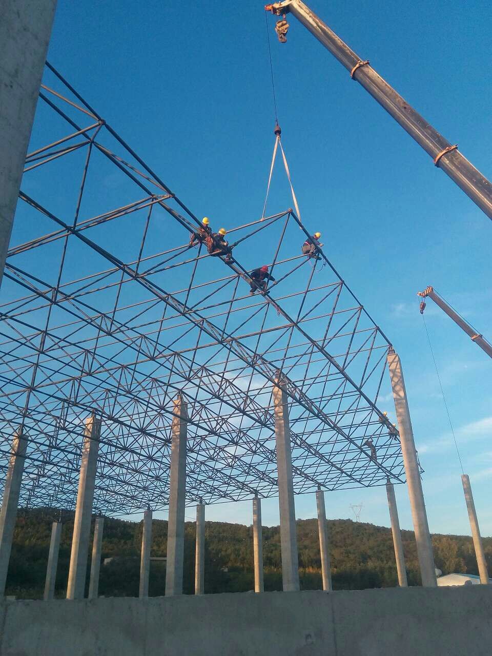 泉州汪清物流园网架